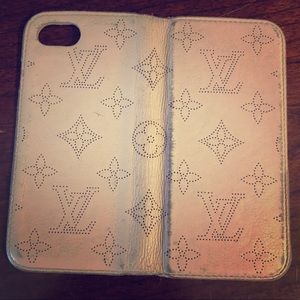 Authentic Louis Vuitton Case.